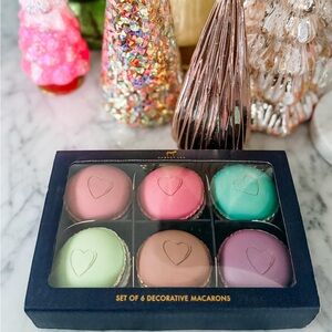 New in Box Dabney Lee Macaron Decor Foodie Fun Dessert Art Colorful Set of 6 NIB